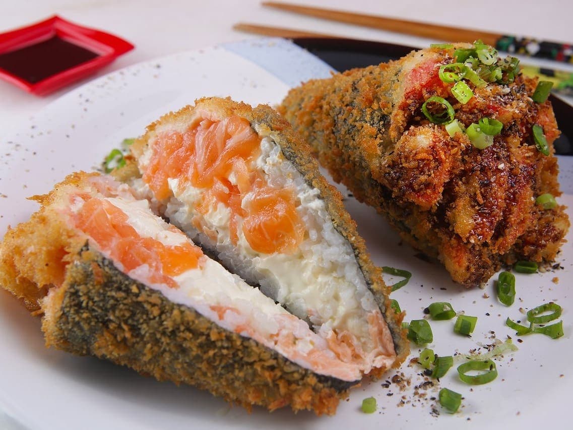 Temaki de salmão empanado