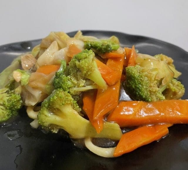 Yakissoba - Pratos Quentes