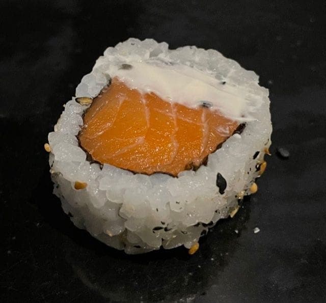 Uramaki de Salmão - Uramaki Rodízio